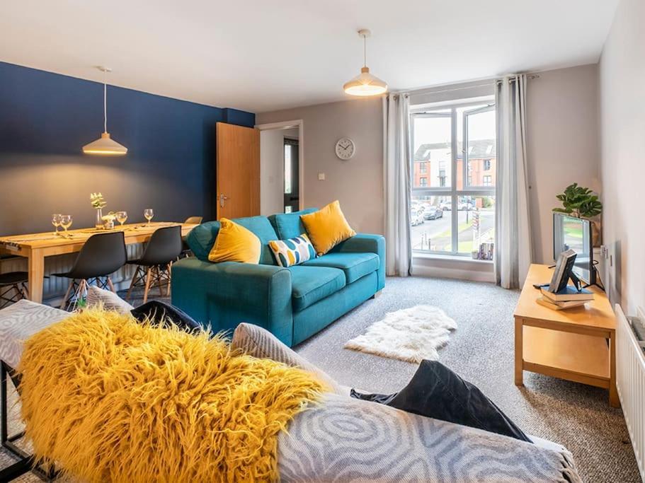 Lovely 2 Bedroom Apt At Ormeau Park W/ Free Parking Белфаст Экстерьер фото